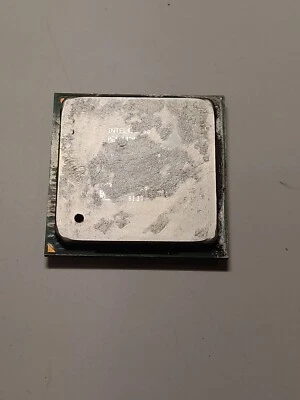 INTEL PENTIUM 4 CPU Microprocessor 3GHz Ocassion - Image 1 of 2