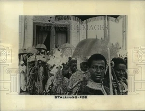1935 Press Photo Ethiopian high priest during procession marking Maskal festival - Picture 1 of 2