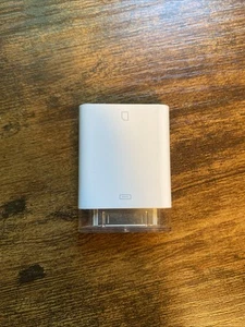Genuine Apple A1362 iPad Iphone Camera Adapter - SD Card Reader to 30-pin - Picture 1 of 2
