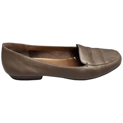 St. John's Bay Flat Heel Loafers Womens Size 7 Brown Leather Slip On 024-2613 - Image 1 of 4