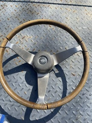 Volante Opel GT 168-73 OEM usado Foto 1 de 4