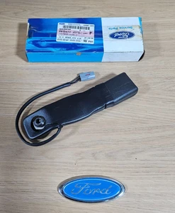 FORD EXPLORER SEAT BELT CLIP F77B 7861202 GENUINE NEW FORD PART RARE NOW - Picture 1 of 3
