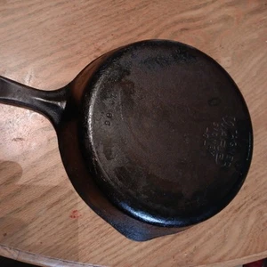 Vintage Wagner Ware Sidney -0- Gusseisen Pfanne #6 9" (1056 C) - Bild 1 von 5
