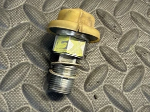 Camión 88-96 4Runner 3VZE 3.0 V6 COMBUSTIBLE Presión Pulso Amortiguador 23207-65010 - Imagen 1 de 6