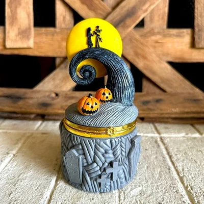 Baratija/joyero de resina Jack & Sally Pesadilla antes de Navidad de Disney Foto 1 de 4