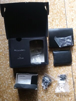 BlackBerry 9500 Pro Vodafone solo scatola + custodia e accessori No telefono - Immagine 1 di 4