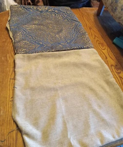 Pair of Blue Beige Print Decorative Throw Pillows  20 x 20 - Picture 1 of 3