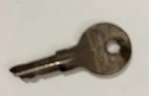 Briggs & Startton Vintage Key  #H675 - Foto 1 di 1