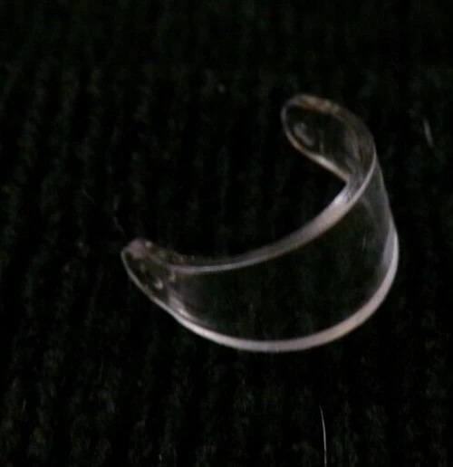 Lego x1 Clear Mini Figure Helmet Standard Visor, 2447 (028-339) - Image 1 of 1