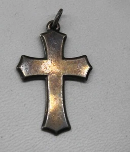 James Avery Beveled Clechee Cross Sterling Silver 925 Pendant ~ Nice Toning! - Picture 1 of 4