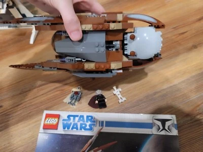 Lego Star Wars 7752 Count Dooku's Solar Sailer with 3 minifigs and manual - Image 1 of 4