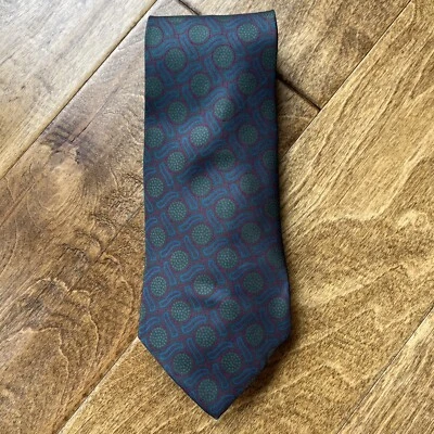 Corbata vintage nueva con etiquetas Macys Eagle Shirtmakers 100 % seda azul marino verde y rojo patrón Foto 1 de 4