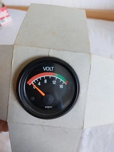 VDO Cockpit Voltmeter - Bild 1 von 8
