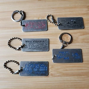 Portachiavi vintage metallo West Virginia Gettysburg Maryland Delaware Ocean City  - Foto 1 di 4