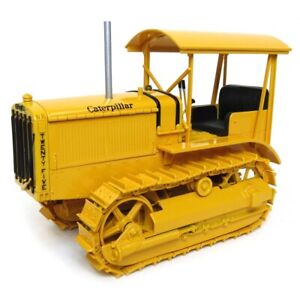 DieCast Masters 1/16 High Detail Caterpillar Twenty-Five Crawler With Canopy And