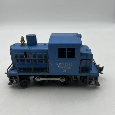 LIONEL POSTWAR O GAUGE #51 NAVY YARD SWITCHER DIESEL LOCOMOTIVE - TESTED & RUNS! - Image 1 of 4