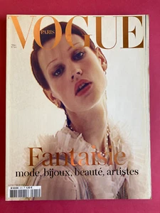 magazine Vogue Paris 915 mars 2011 Saskia de Brauw mode revue presse collection - Picture 1 of 8