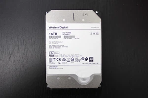WD Ultrastar DC HC550 16TB SATA 3.5" Enterprise HDD — WUH721816ALE6L4 (0F38462) - Picture 1 of 6