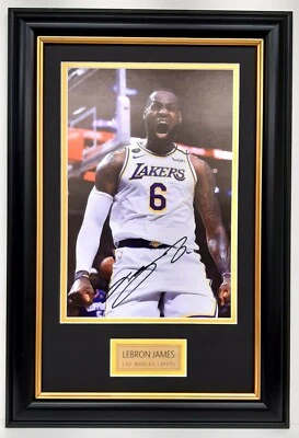 LEBRON JAMES LA LAKERS Signed Photo Framed Memorabilia - image 1 of 3