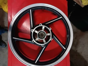 1985-86 Yamaha VMax 1200 Front Wheel - Picture 1 of 5