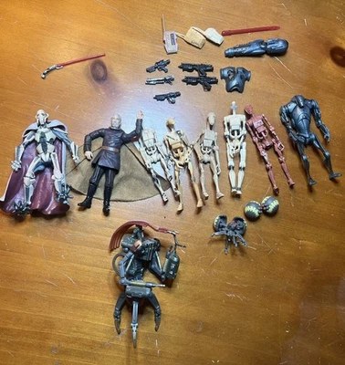 Star Wars Figure Lot 3.75 Battle Droid Seperatist Dooku Grievous Accessories - Image 1 of 3