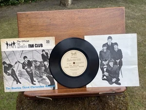 The Beatles Fan Club Christmas Flexi Disc 3rd one Dec 1965 + Newsletter VGC+ - Picture 1 of 11