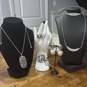 Silver Kendra Scott And Mixed Jewelry Lot - Picture 1 of 5