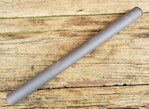 Tubo de pie de aluminio Roland recto gris oscuro capa en polvo 19" con tapa de extremo - Imagen 1 de 2