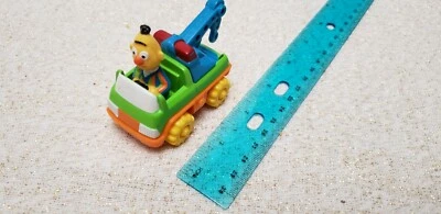 1997 SESAME STREET Tyco Prescool Matchbox BERT em reboque caminhão Muppets brinquedo fundido - Imagem 1 de 3