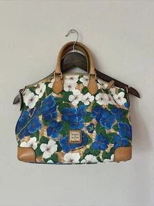 Dooney & Bourke schönes blau-weißes Blumenmuster Leder - Bild 1 von 8