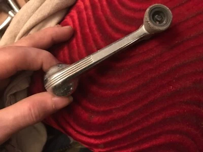 1938 1939 1940 1941 1942 1946 1947 1948 BUICK WINDOW HANDLE CRANK LEVER - Image 1 of 4