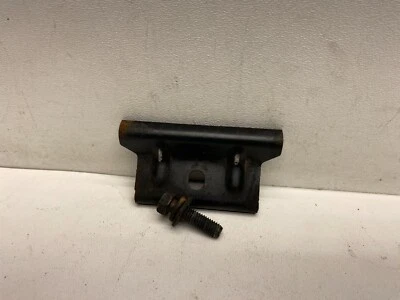 2016-2018 KIA OPTIMA BATTERY HOLD DOWN BRACKET CLAMP FASTENER W/BOKT OEM - Image 1 of 4