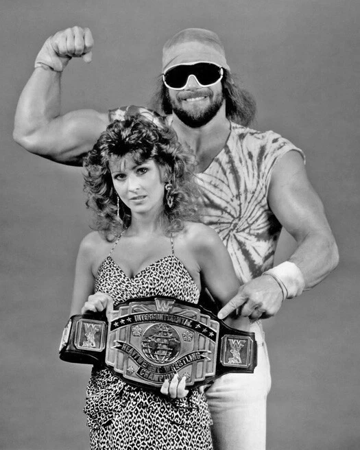 Póster de campeón de la WWF con impresión fotográfica 8x10 de Macho Man Randy Savage y Miss Elizabeth Foto 1 de 1