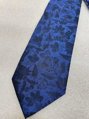 Corbata de seda Gucci con patrón de hojas florales excelente usada sin caja Halloween pre Foto 1 de 4