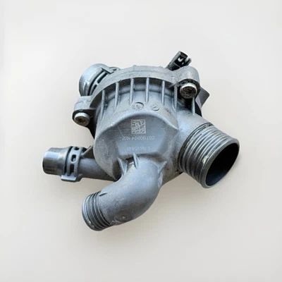 Conjunto termostato motor BMW N55 E90 E91 E92 E93 E70 N55 11537601158 👍 Foto 1 de 3