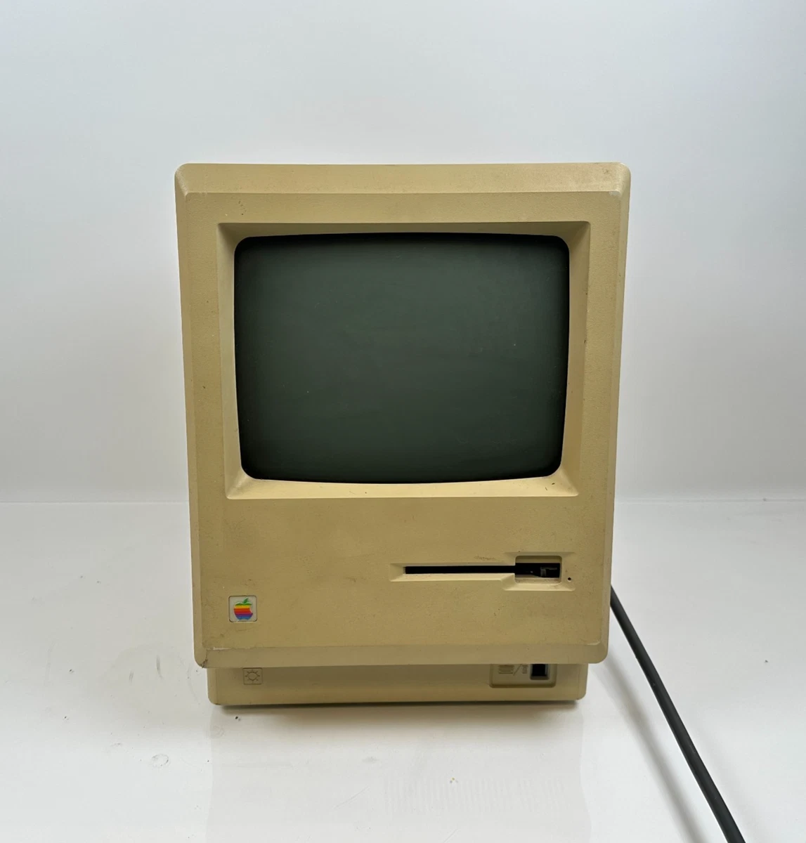 Macintosh plus ジャンク Preços baixos em Macintosh Plus | eBay