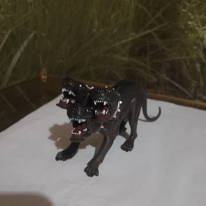 Harry Potter 3 Headed Dog Cerberus Figure, Fluffy - Picture 1 of 3