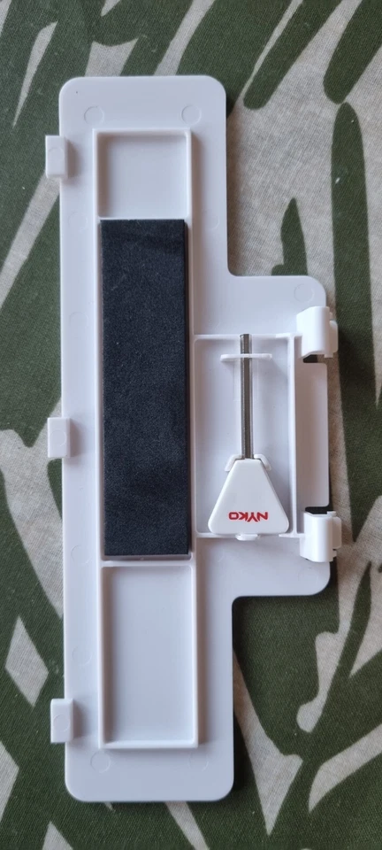 Back cover For NYKO Wireless  Guitar Nintendo Wii PlayStation Xbox - Image 1 of 2