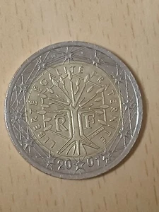 Rare 2001 France 2 euro coin - Picture 1 of 4