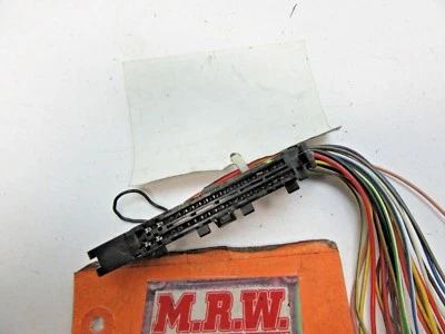 WIRE PLUG CONNECTOR HEAT AUTO TEMPERATURE CONTROL UNIT DASH SWITCH BLOWER MOTOR - Image 1 of 4