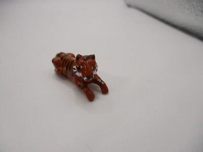 CORGI TOYS GS-7b  REPLACEMENT TIGER FIGURE ONLY (SITS ON BONNET OF LAND ROVER - Image 1 of 4