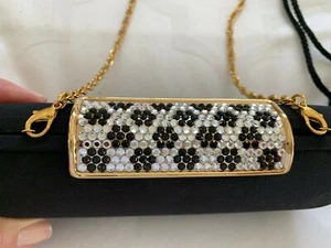 Schwarze Abendtasche Clutch mit Strass Design Verschluss und 2 Schulterriemen  - Bild 1 von 6