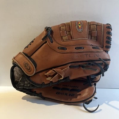 Guante de cuero Easton Black Magic BMX12 tostado lanzador de mano derecha guante derecho 12" Foto 1 de 4