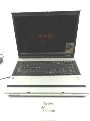 Portátil Toshiba Satellite M65-S9092 azul marino 1022 MB memoria funcionando sin piezas HD B152 Foto 1 de 4