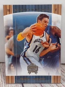 Pau Gasol 2004-05 SkyBox Fresh Ink #2 34/50 - Bild 1 von 8
