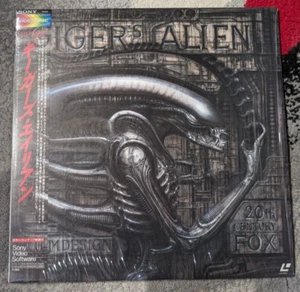 H. R. Giger's Alien Laserdisc Japan 78SL13 Documentary Giger - Picture 1 of 2