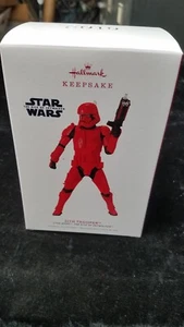 2019 Star Wars Sith Trooper Rise of Skywalker Hallmark Keepsake Ornament NIB - Picture 1 of 4