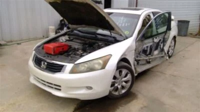 Coolant Reservoir Fits 10-15 CROSSTOUR 923869 - Image 1 of 4