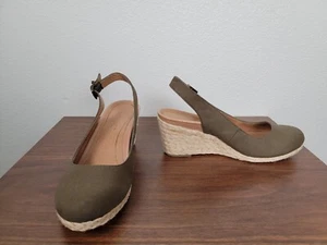 Vionic Canvas Back Strap Wedges Coralina Olive US 8.5 UK 6.5 AU 8.5 VS373 GT - Picture 1 of 11