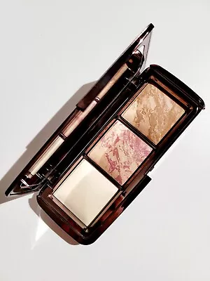 Hourglass Ambient Lighting Palette Diffused Edit New LE - Image 1 of 4